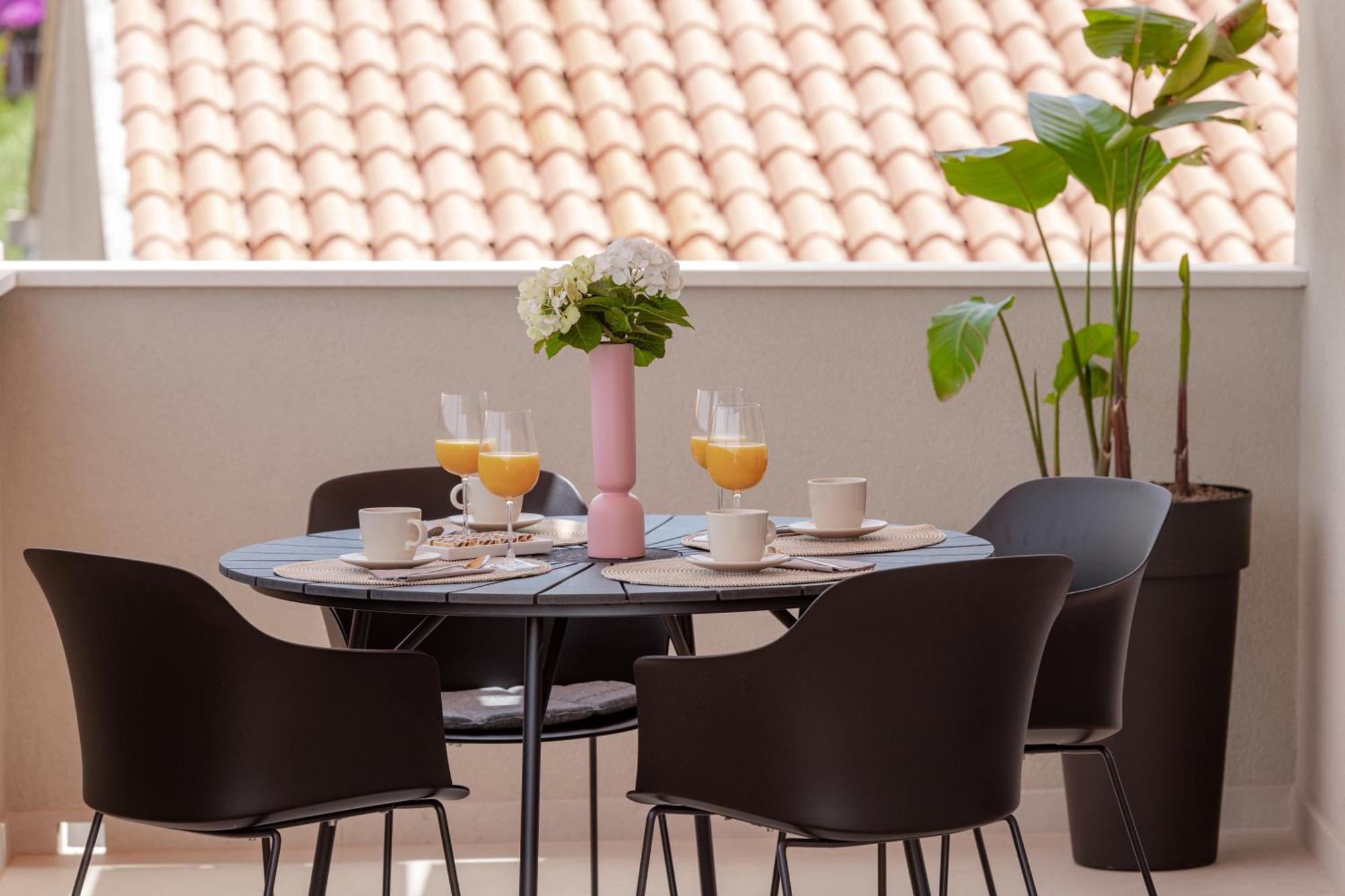 Villa Volti 챠브타트 외부 사진