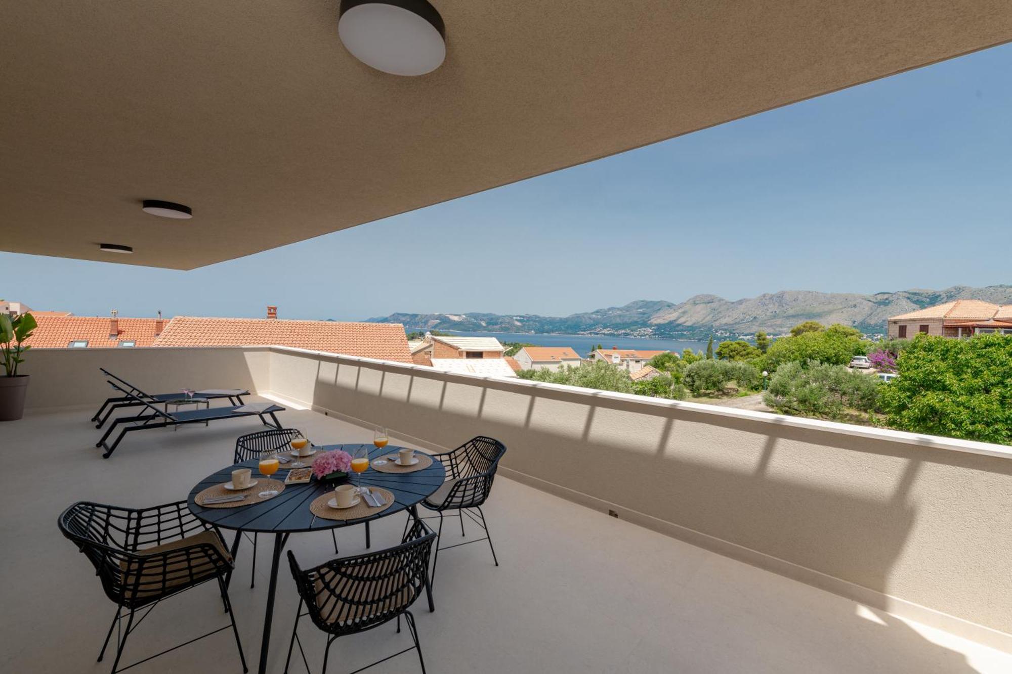 Villa Volti 챠브타트 외부 사진