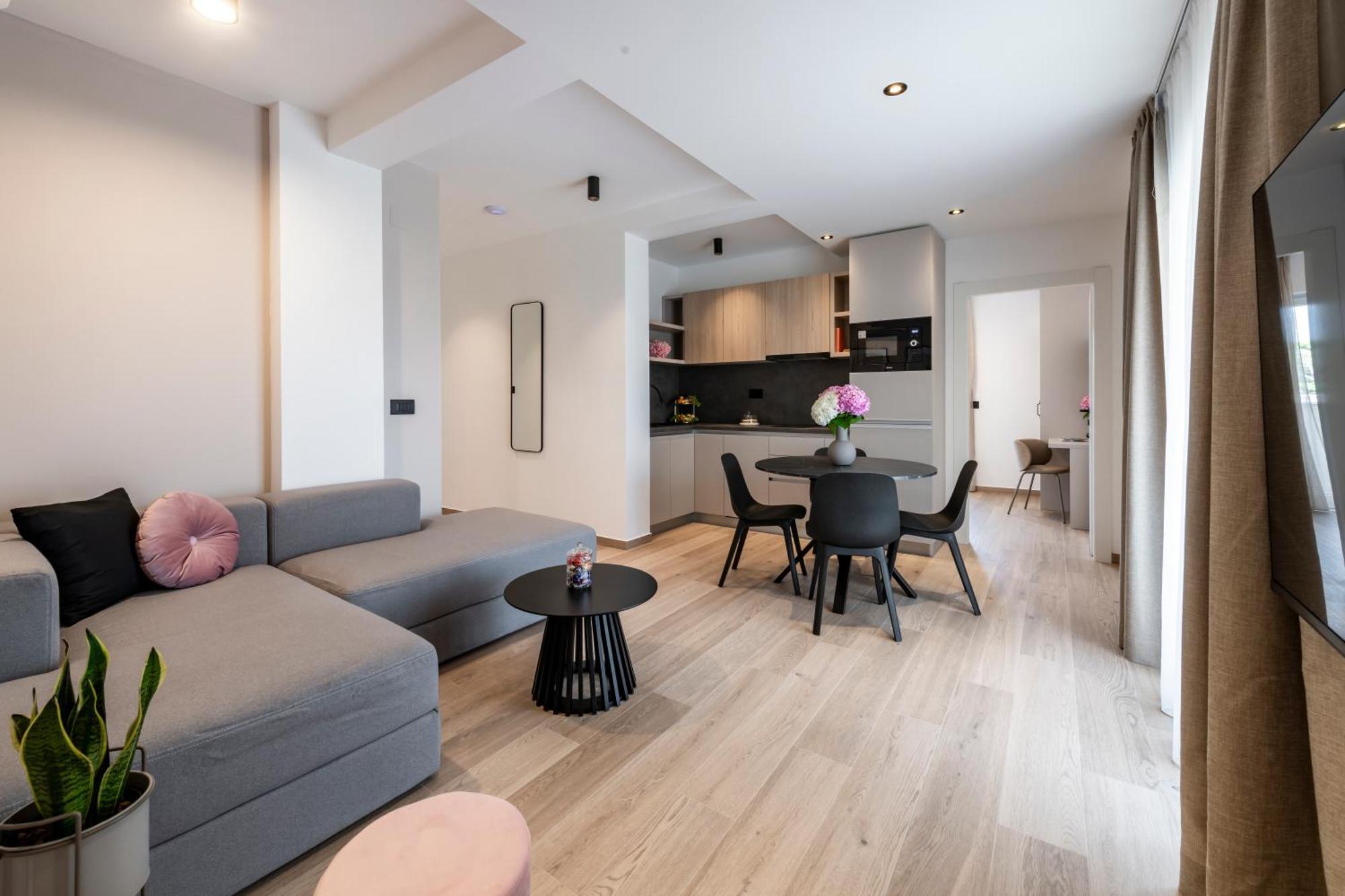 Villa Volti 챠브타트 외부 사진