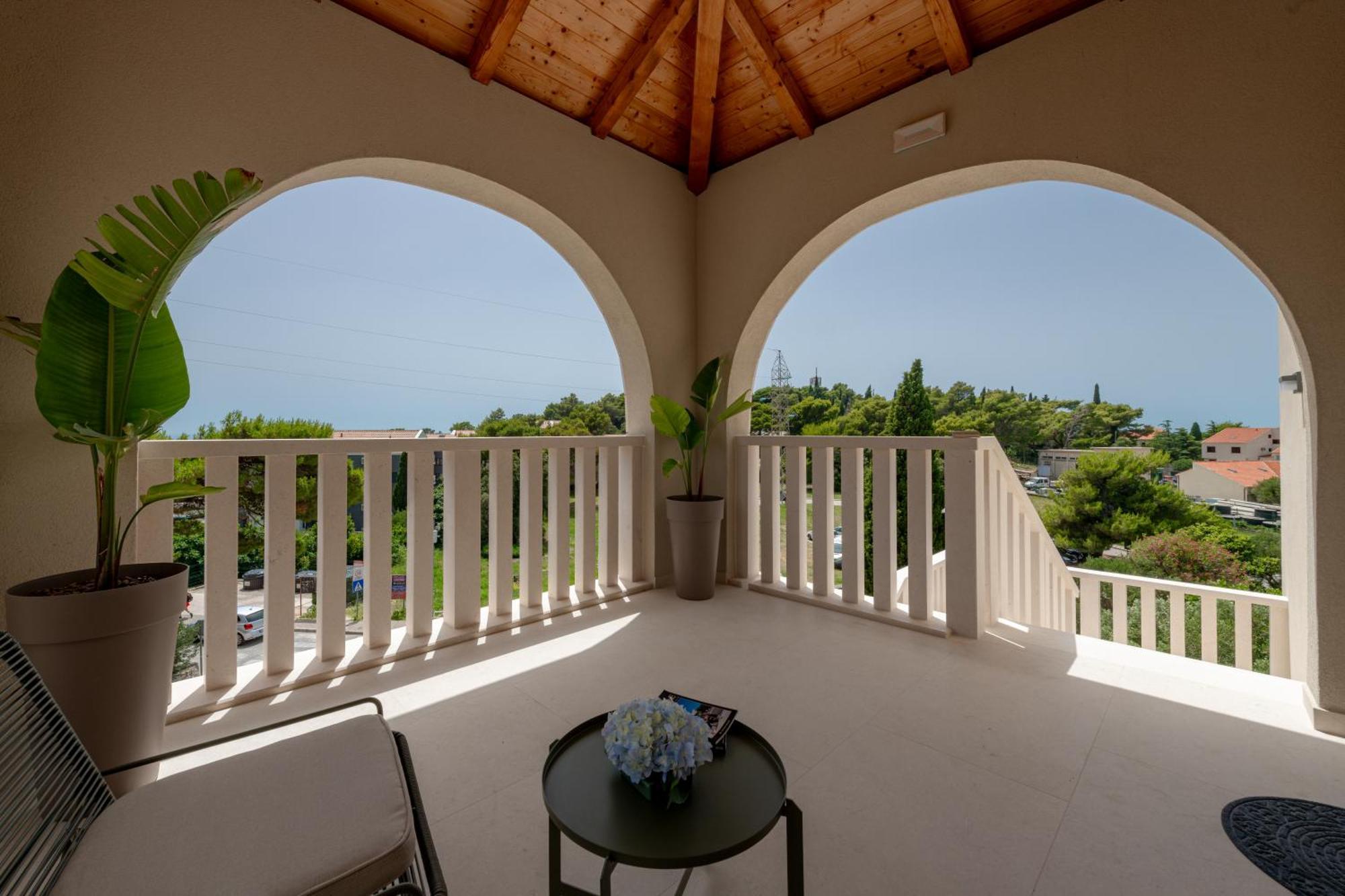 Villa Volti 챠브타트 외부 사진